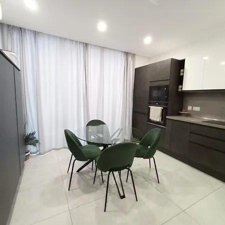 Apartment High Rise Haven Penthouse Mosta
